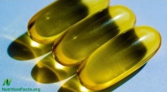 Vitamin D Plus Enough Sleep Could Help Manage Pain