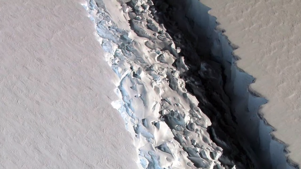 Antarctic Ice Crack To Create Biggest Icebergs Ever Recorded | Science ...