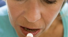 Aspirin may have more harmful effects for mid-age women