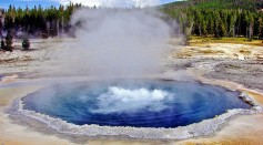 Crested Pool Boils, Yellowstone