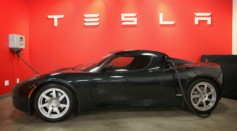 Tesla Roadster Sport, Chicago Show Room, 2011