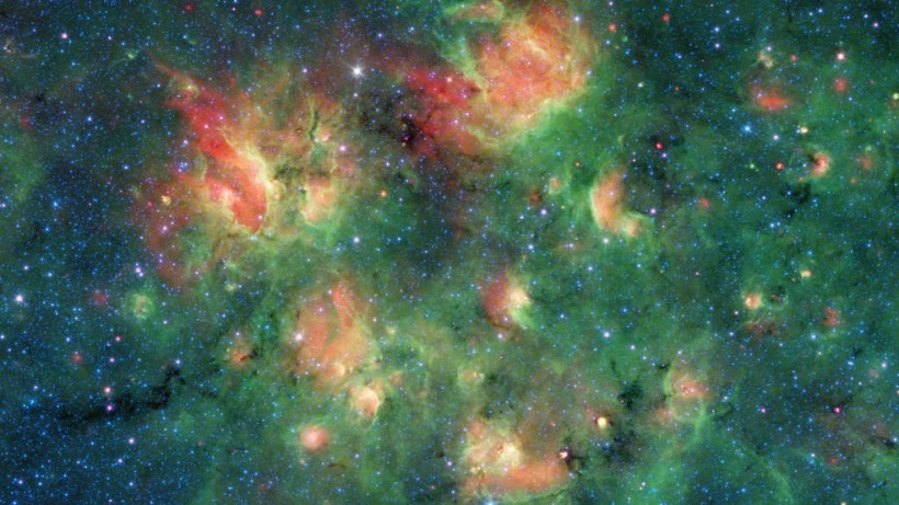 The image captured by the Spitzer Space telescope shows bubbles full of wind and radiation. 