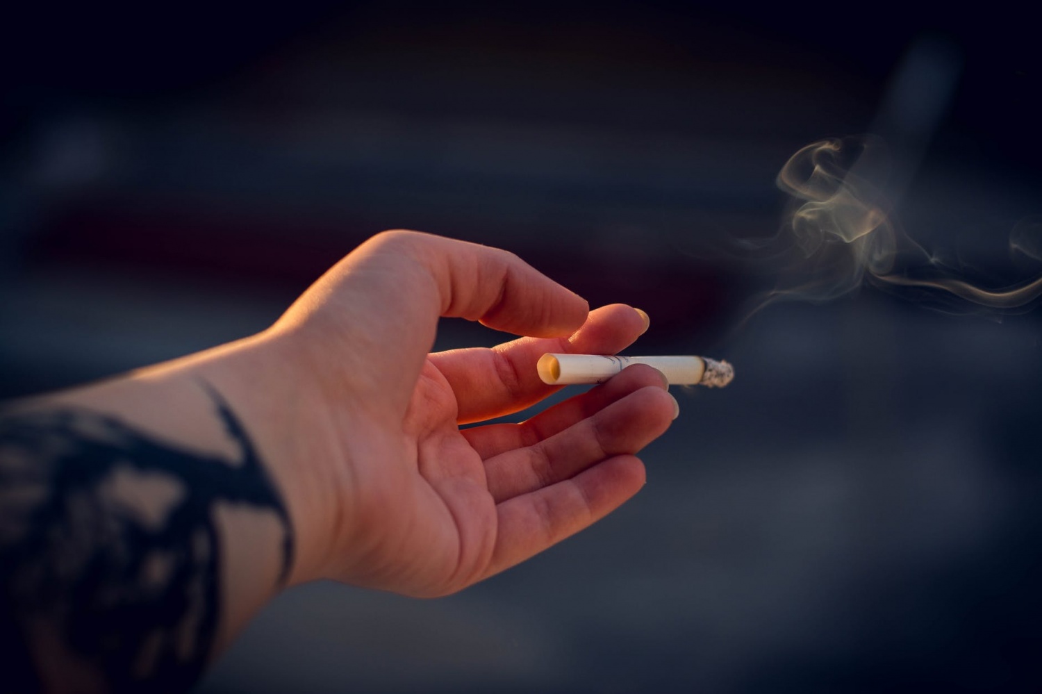 does-smoking-cause-depression-science-times