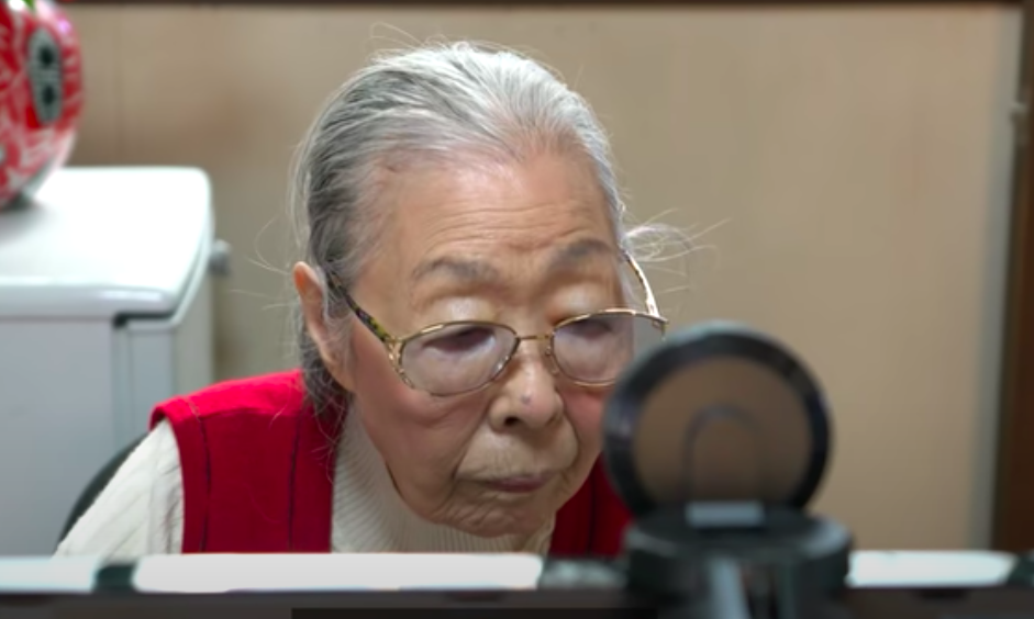 90-year-old who's world's oldest gamer grandma has a special message about  life