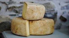 Australia's food rating on cheese