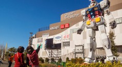 [Watch] Giant Gundam Robot Learns How to Walk