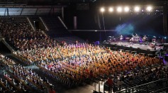 Science Times - 1500 People Participate in Experimental Concert