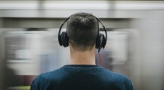 Maximizing Productivity: Dos and Don'ts of Listening to Music