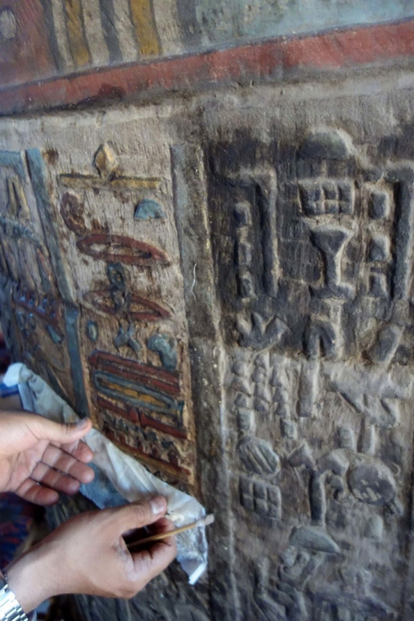 German-Egyptian Research Team Restore Ancient Temple's Original Carvings and Paintings