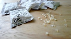 What Does Silica Gel Do in Almost All Products We Buy? Here's What Experts Say