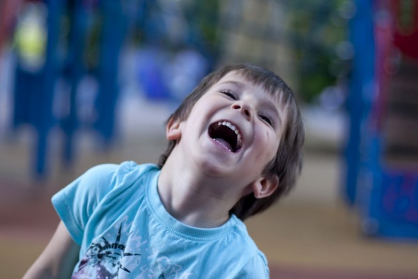 Science Times: 3 razones por las que la risa es buena para la mente y el cuerpo
