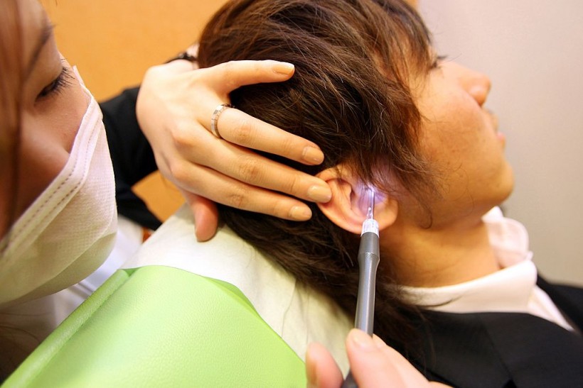 Ear Cleaning Salons Open Around Tokyo