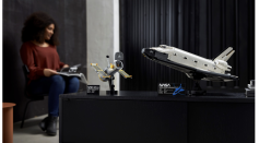 Lego NASA Space Shuttle Discovery and Hubble Telescope set