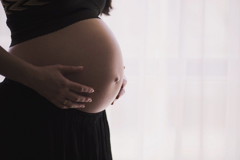  Pregnant Women Exposed to Industrial Chemicals More Likely to Have Autistic Children