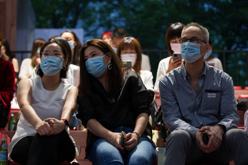 Science Times - Mask Outdoors Not Needed for Fully Vaccinated People—CDC