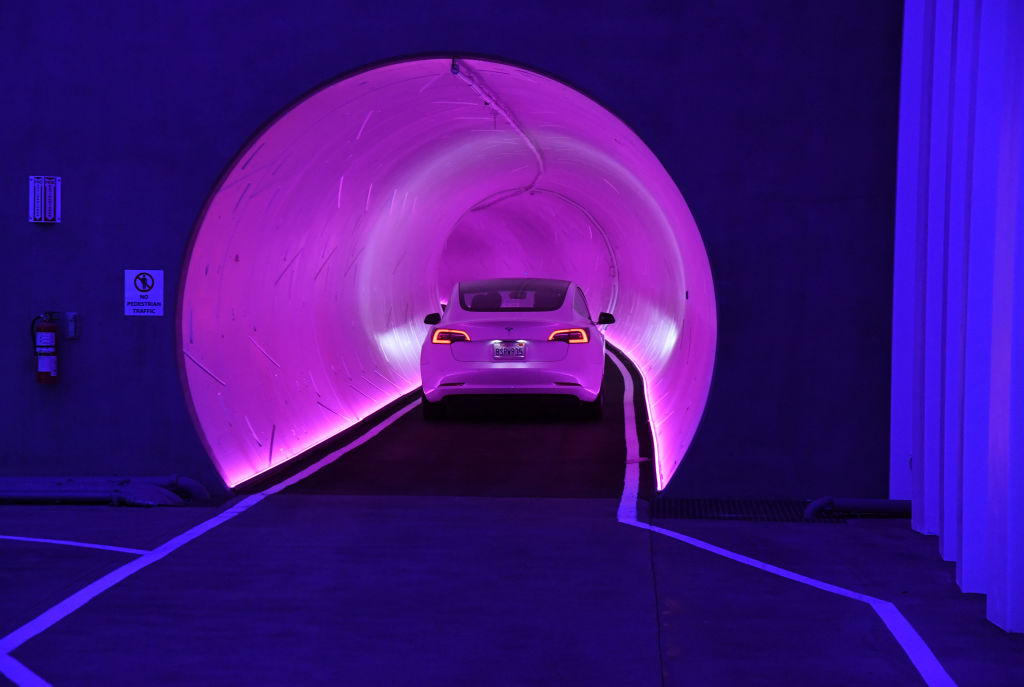 The Boring Company's Las Vegas Loop with Tesla vehicles connects to its  first resort