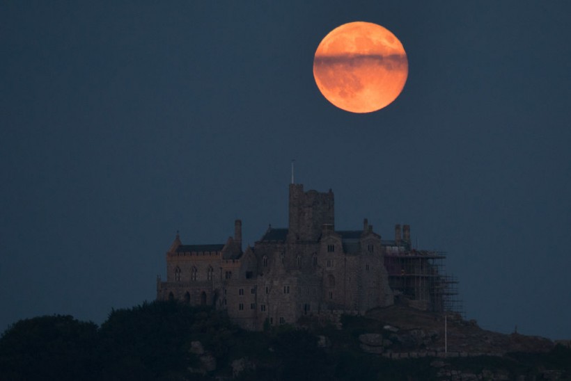 Science Times - Strawberry Moon: Important Things You Should Know About the Last Supermoon of 2021