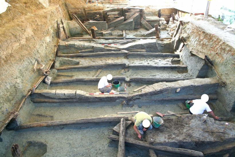 Fig 2. The lower tank at Noceto under excavation.