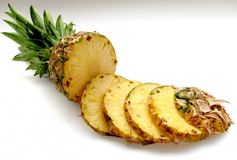 Science Times - Pineapple Eating: One Side Effect to Watch Out For