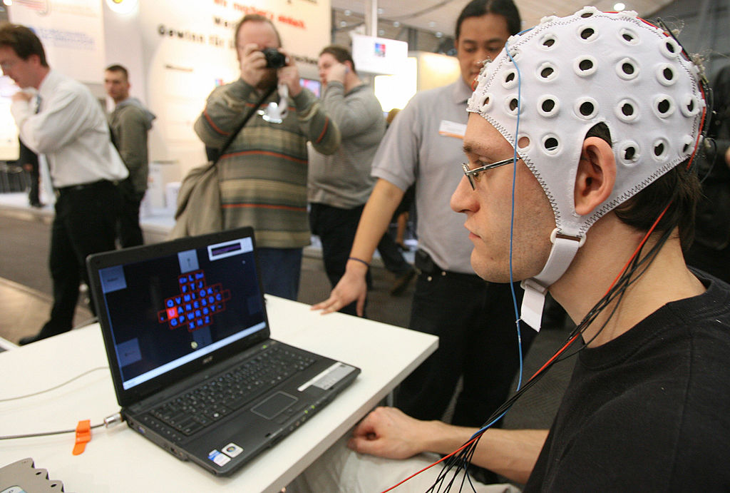 brain-computer-interface-developer-announces-entry-to-clinical-trials