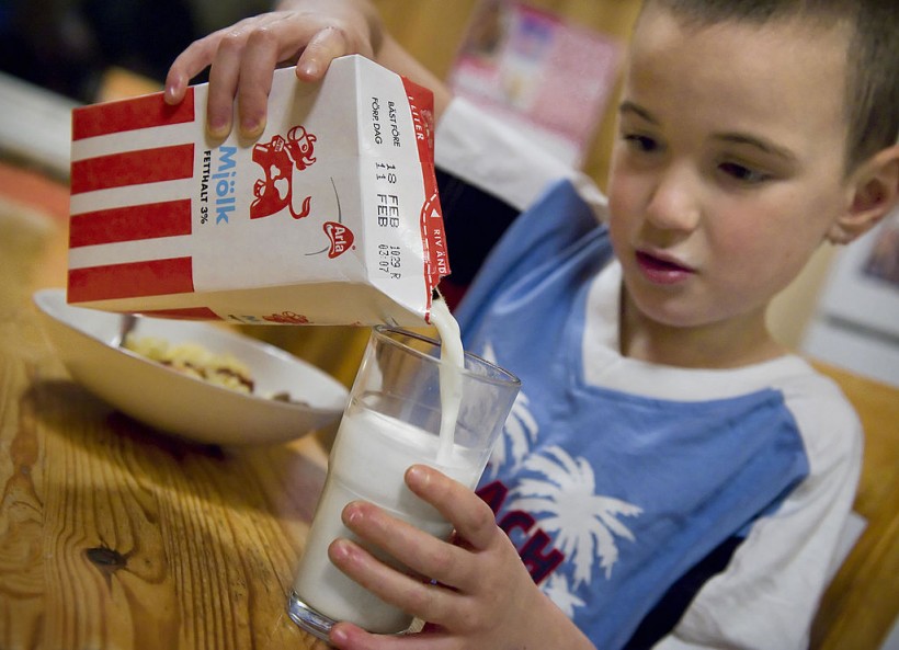 Science Times - Poor Bone Health in Kids: Inadequate Dairy Intake, Lack of Exercise, Time Spent Indoors Contribute to the Deficiency