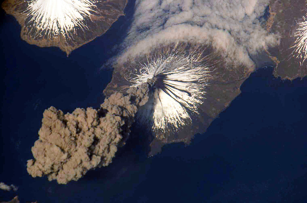 Volcanoes Simultaneously Erupting In Alaska; Report Says 3 Unusual ...