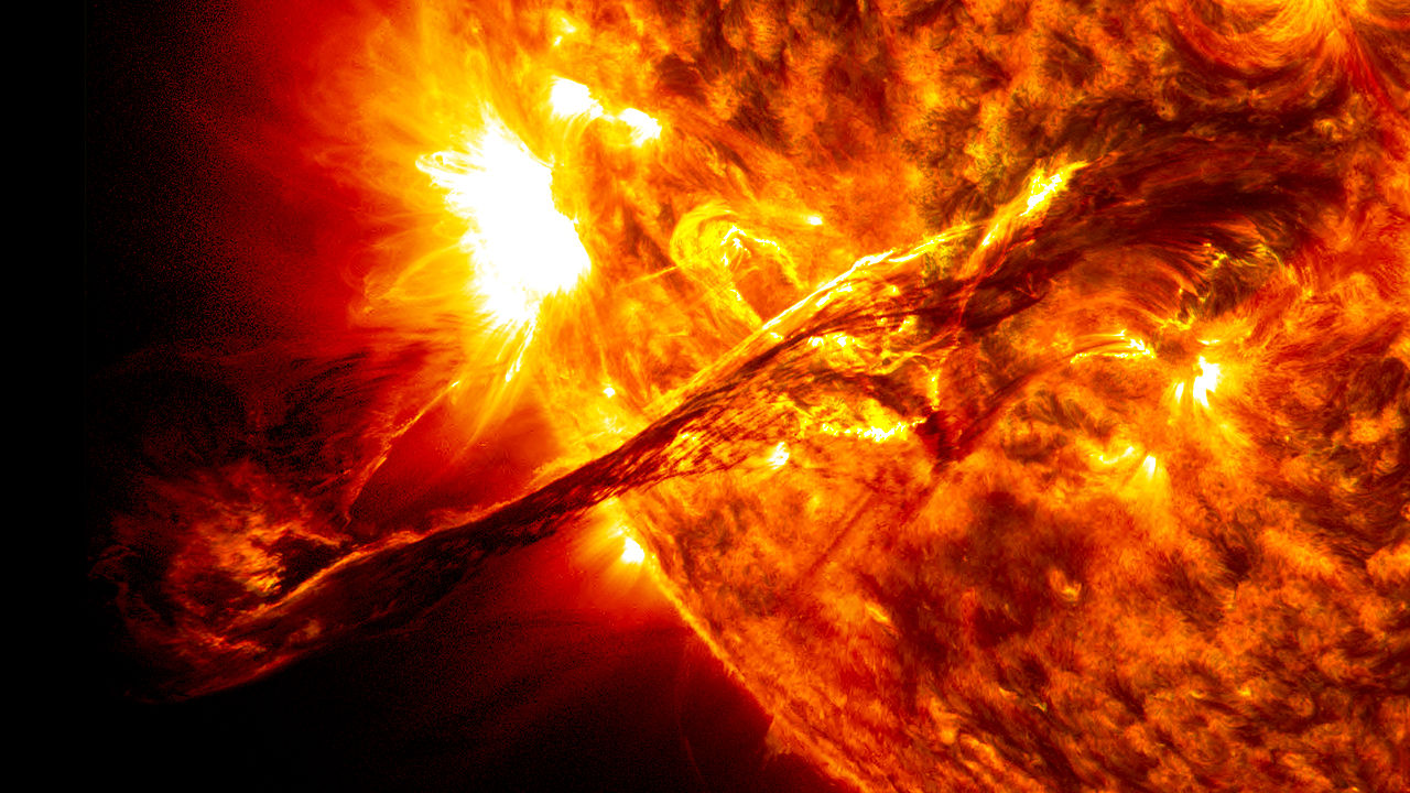 Solar Flare Effects What Is the Impact of Storms on Earth