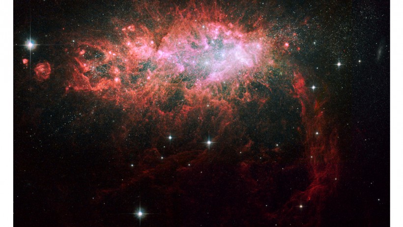 STARBURST GALAXY NGC 1569
