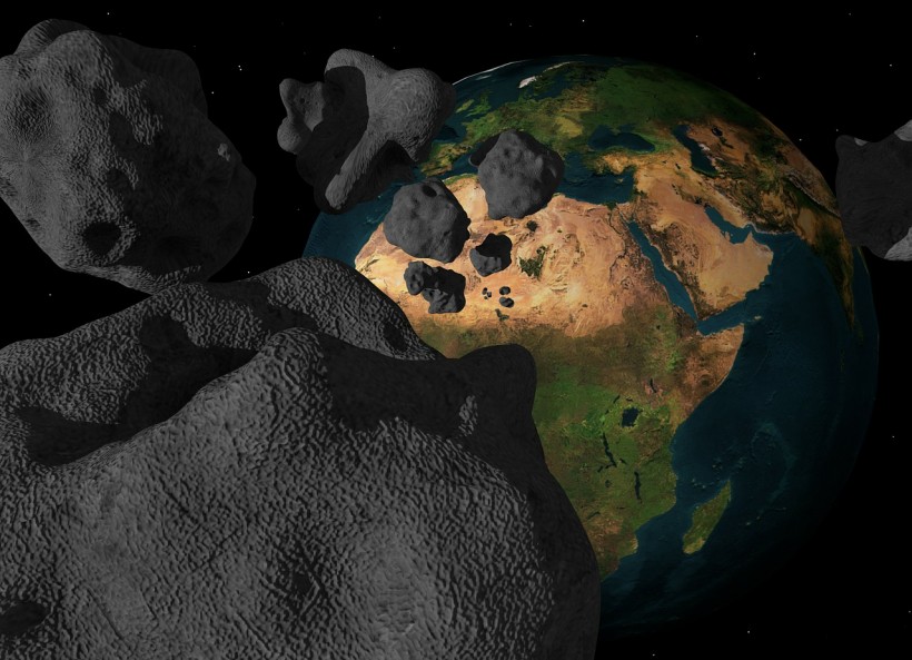  Massive Asteroids, Comets Once Bombarded Earth That Altered Oxygen Levels in the Atmosphere