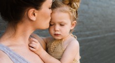  Parental Stress Links Maternal Depression With Child Anxiety and Depression