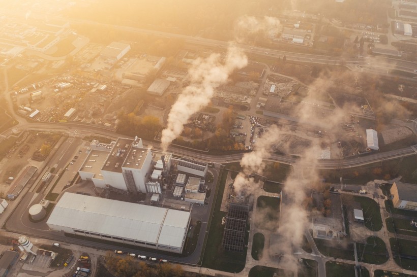  New Technology Harvests Carbon Dioxide From Smokestacks to Create Useful Chemicals