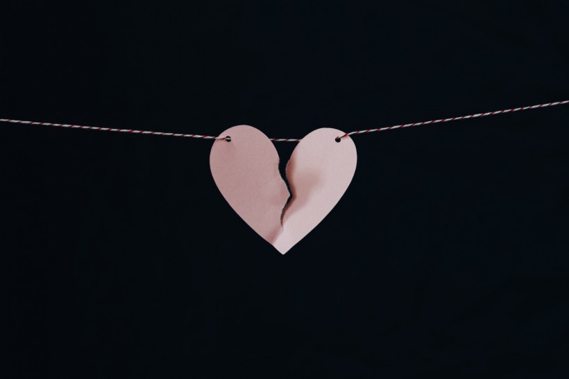  How Does Heartbreak Affect the Body? Here's the Science Behind A Broken Heart