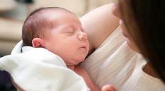  Harmless Head Bobbing in Newborn Infants a Sign of Severe Respiratory Distress, Expert Warns