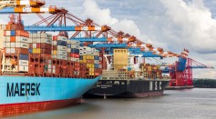 How Container Tracking Software Solves the Problems of Maritime Logistics