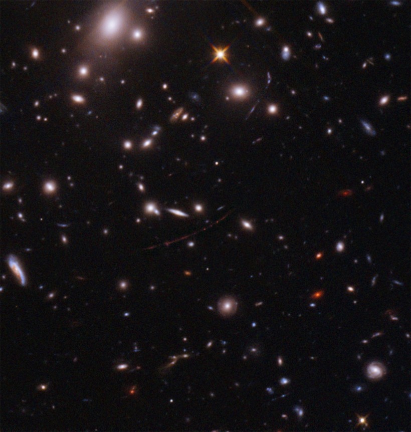 Hubble Captures 12.9-Billion-Year-Old Star Earendel, Oldest Stellar Ancestor Discovered