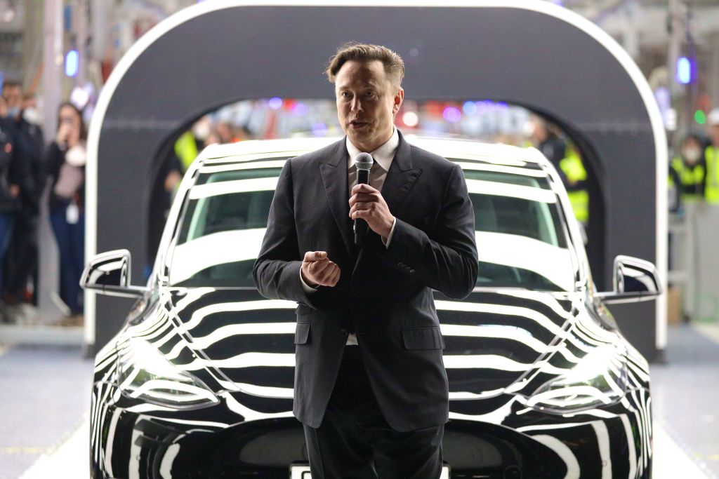 Elon Musk Announces Self-Driving Robotaxi With Futuristic Look Again 2 ...