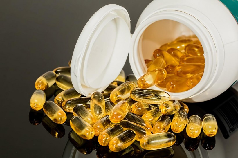  Omega-3 Supplements May Improve Vision of Patients With Dry Age-Related Macular Degeneration