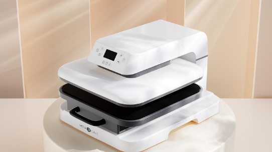 The World's First Heat Press with Auto Pressure Exertion - HTVRONT Auto Heat Press Review
