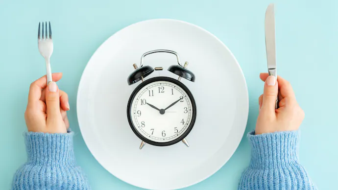 A new study has shown that intermittent fasting may have a negative impact on a woman's reproductive hormones.