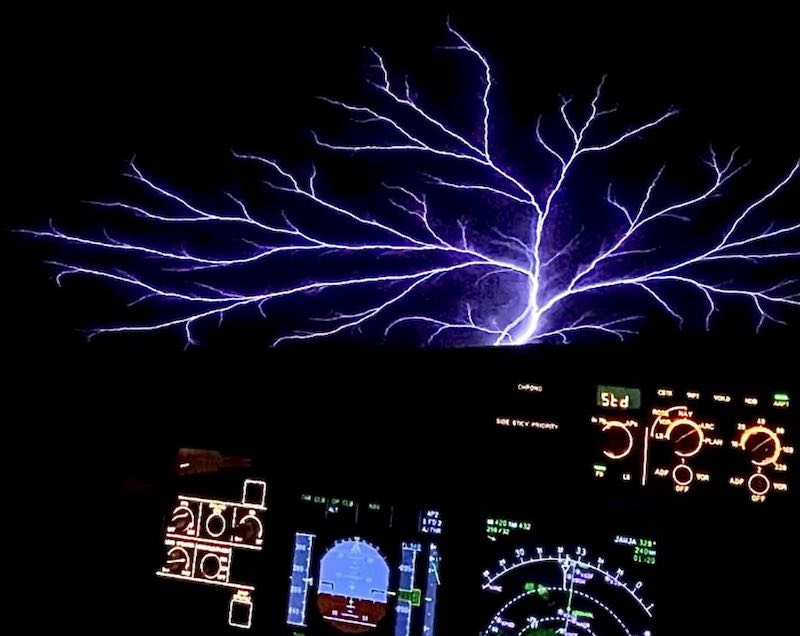 A pilot witnessed the event while flying an Airbus from Miami to Dallas during Hurricane Ian that hit Florida in September
