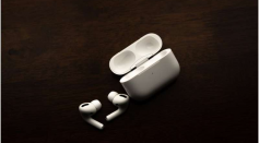 Apple Airpods Pro could be used as affordable hearing aids according to a new study.
