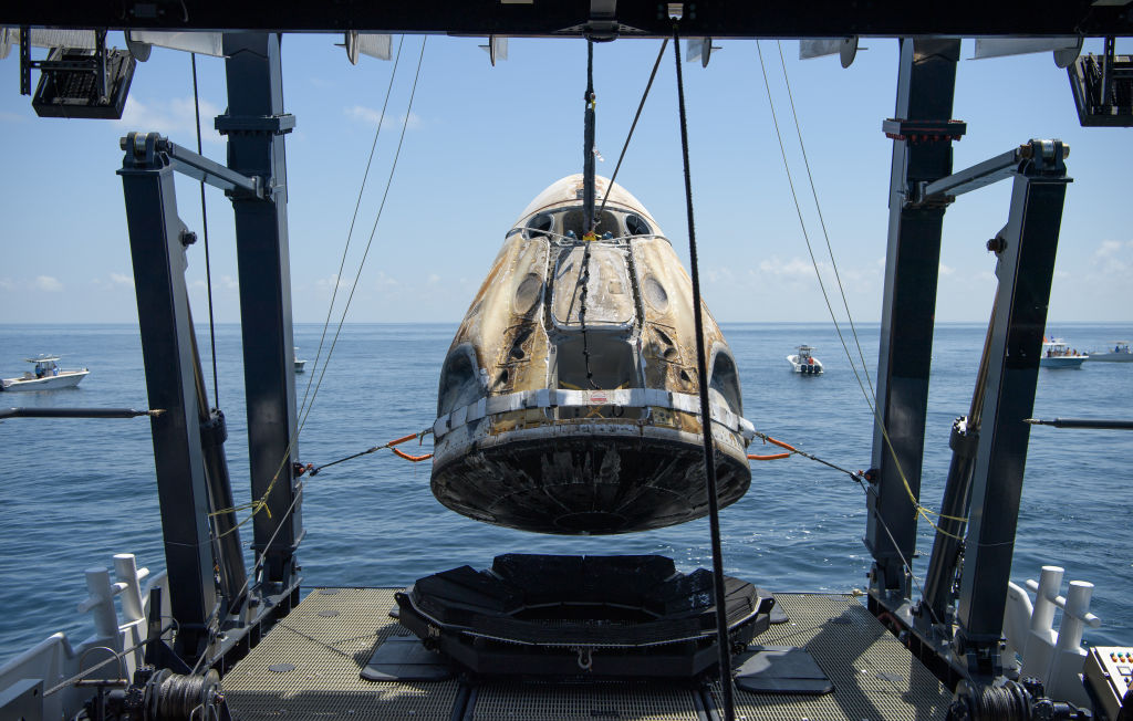 Spacexs Dragon Cargo Spacecraft Returns To Earth After Its Resupply Mission To The Iss To Bring 7974