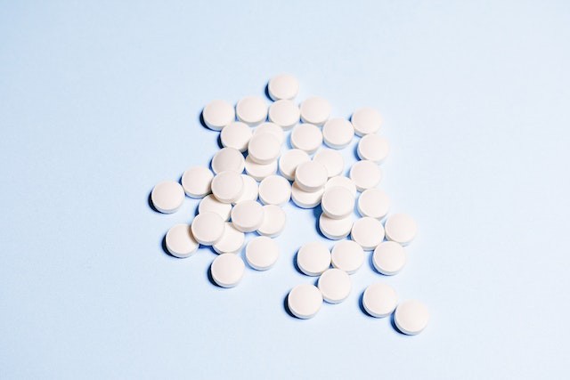 Aspirin May Increase Women's Survival From Late Stage Ovarian Cancer [Study]