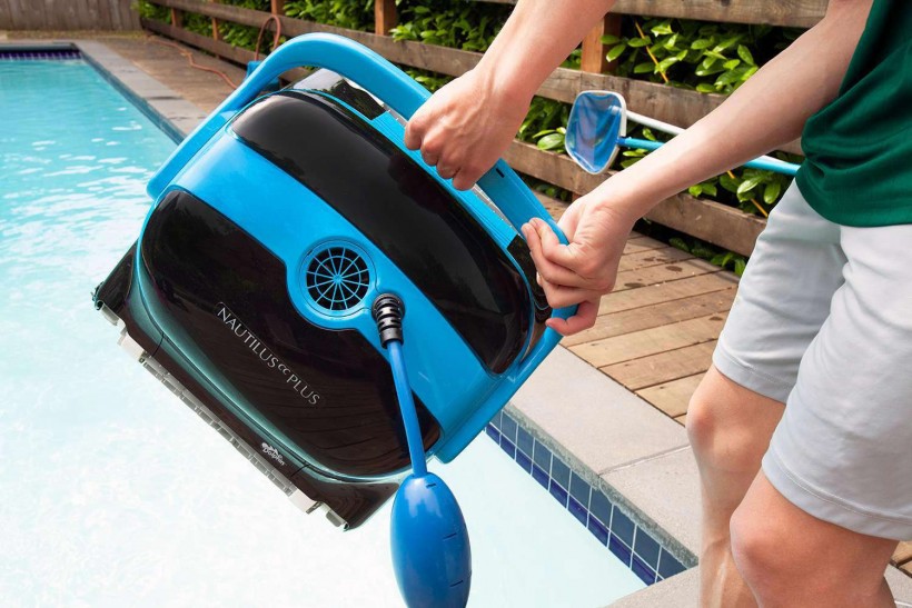 Scrubbing Plus Other Benefits of Robotic Pool Cleaners