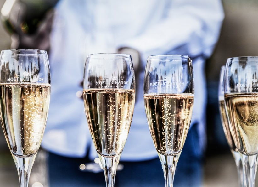 Mystery of Champagne Bubbles Solved at Last! Researchers Discovered Why They Rise in a Straight Line
