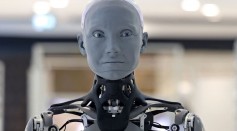 UAE-TECHNOLOGY-ROBOT