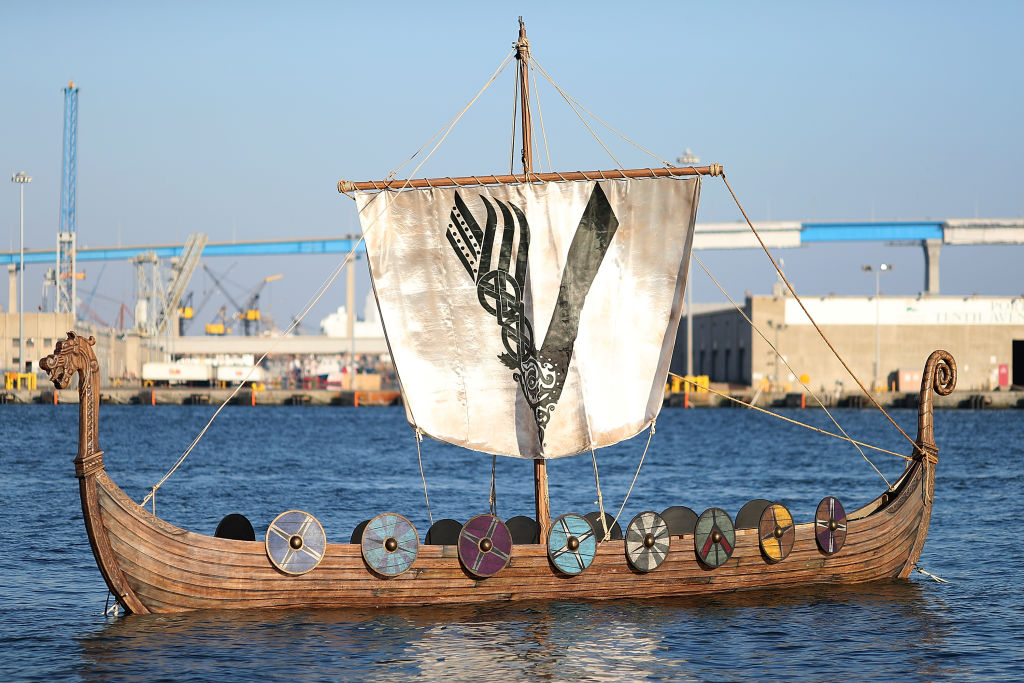 viking burial ceremonies