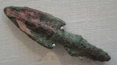 Bronze Age Weapon Arrowhead Excavated in Switzerland Made From Iron Meteorites