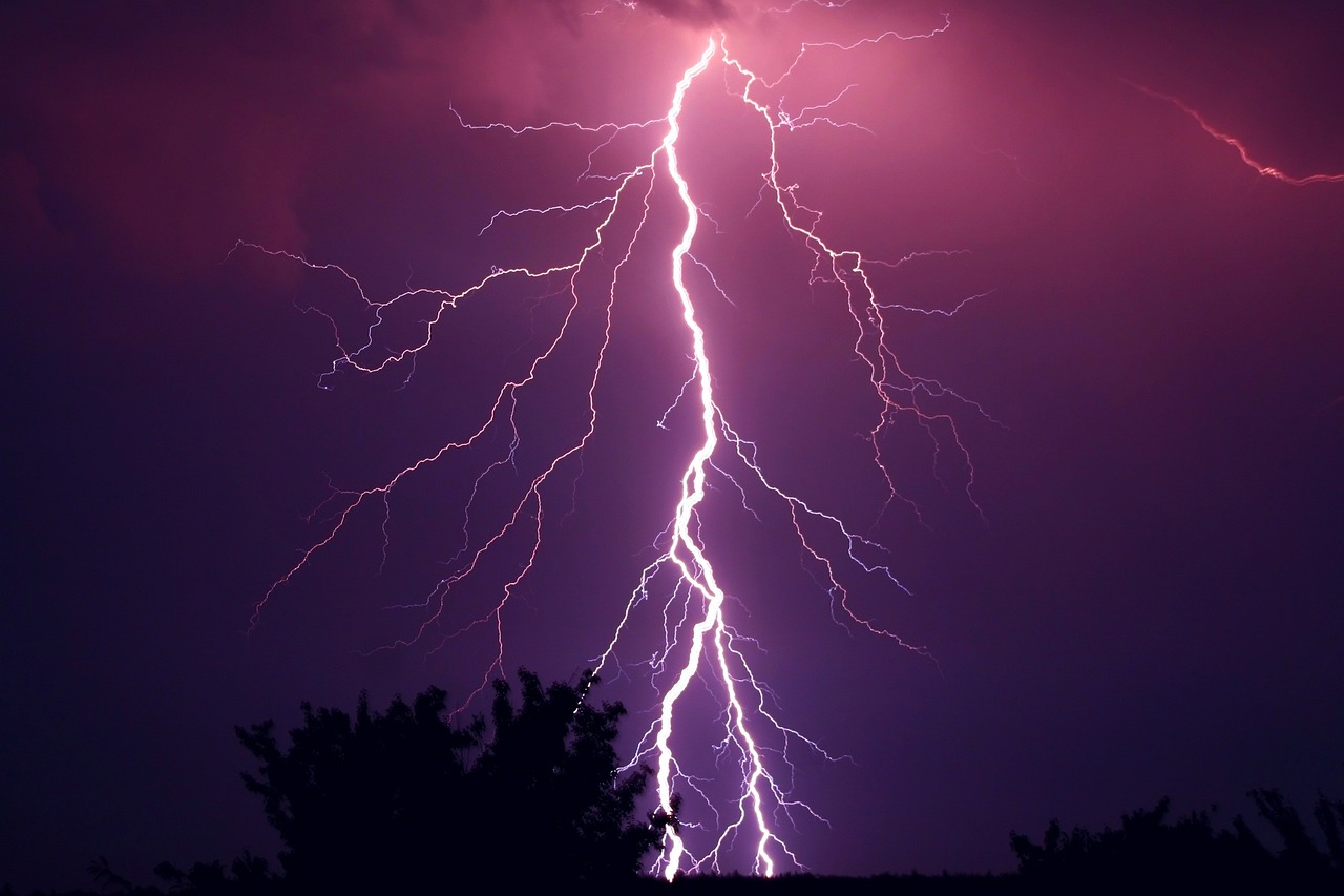 Can I Shower During a Thunderstorm? Is It Safe or Not? Science Times