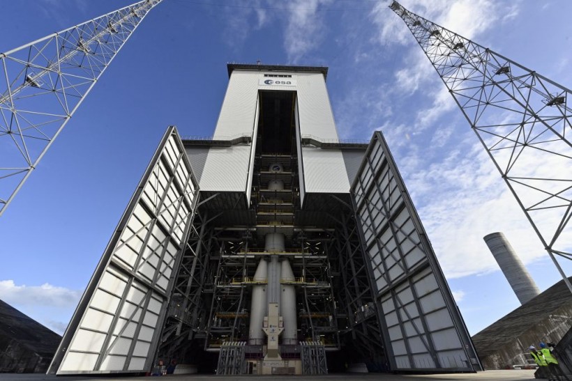ROYALS SCIENCE FRENCH GUIANA SPACE CENTRE WEDNESDAY